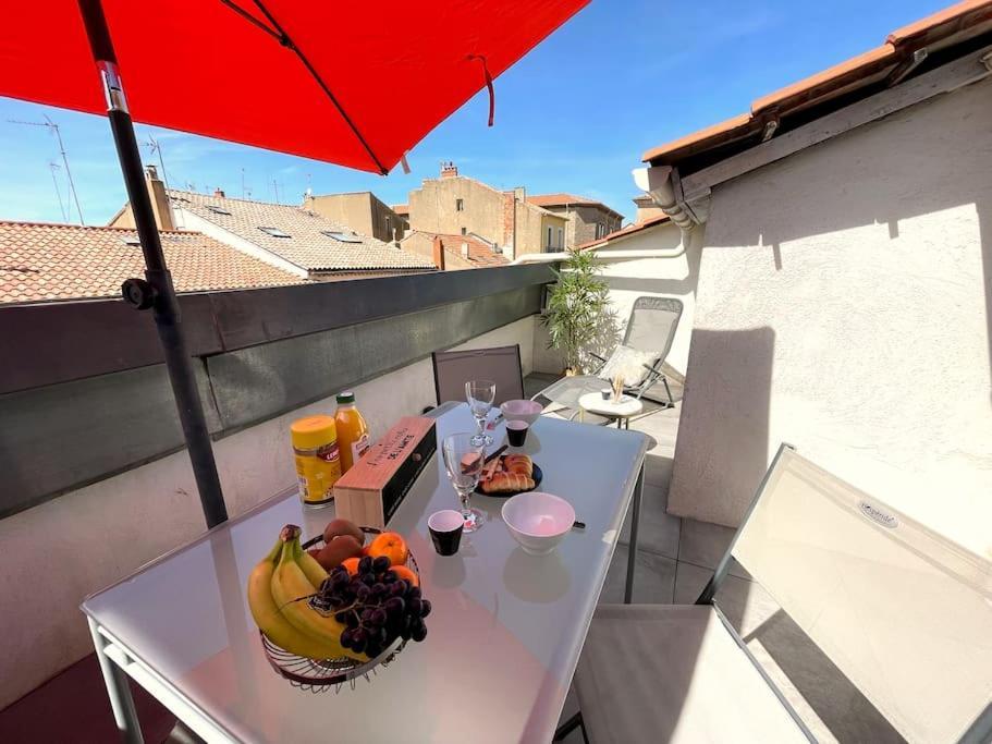 Charme Urbain Sous Les Toits-Terrasse/Clim/Parking Apartamento Béziers Exterior foto